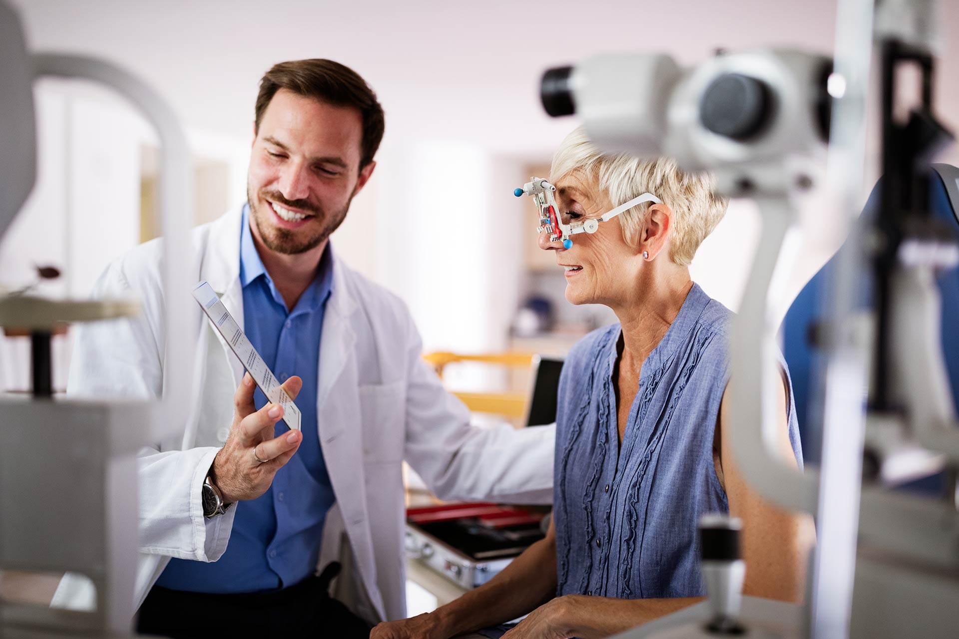ophthalmology-concept-patient-eye-vision-examinat-2021-08-26-17-35-10-utc.jpg